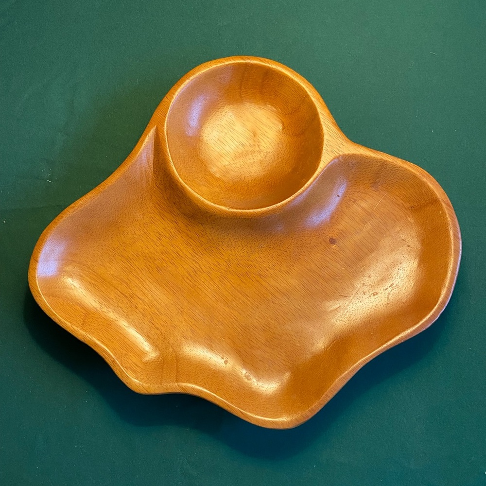 NapaStyle Wooden Tray Divided Vegetable and Dip Serving Tray Honey brown color